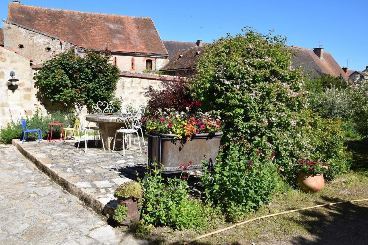 Le gîte clos Monade Souvigny Exterior foto